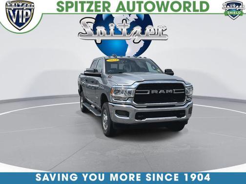 Billet Silver Metallic Clearcoat 2022 RAM 2500 Tradesman Crew Cab 4x4 6'4' Box
