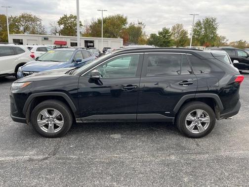 2024 Toyota RAV4 Hybrid XLE