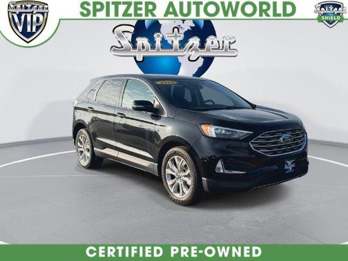 AGATE BLACK METALLIC 2024 Ford Edge Titanium