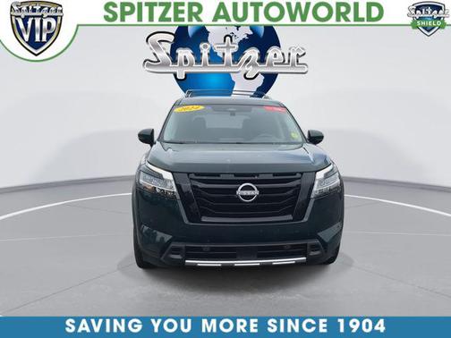 Obsidian Green Pearl 2024 Nissan Pathfinder SL 4WD
