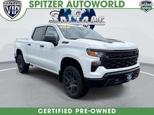 Summit White 2023 Chevrolet Silverado 1500 Custom Trail Boss