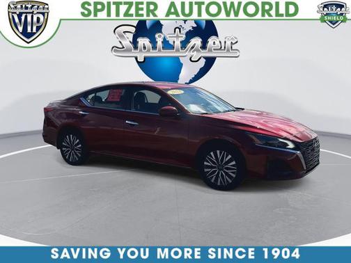 Scarlet Ember Tintcoat 2023 Nissan Altima 2.5 SV