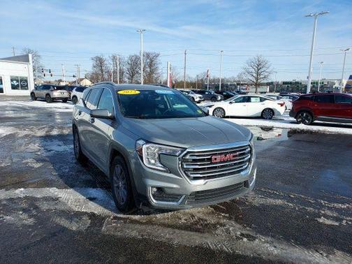 2023 GMC Terrain SLT