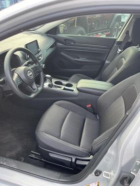 2025 Nissan Altima S FWD