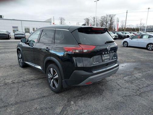 2021 Nissan Rogue SL