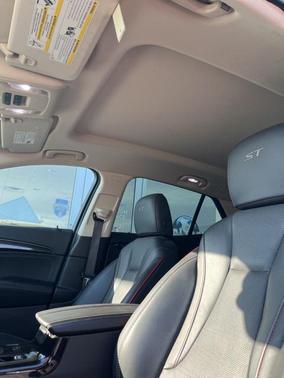 2023 Buick Envision Essence FWD