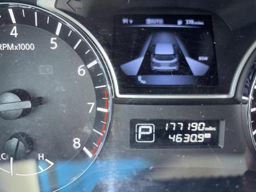 2015 Nissan Pathfinder SL