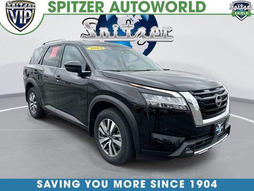 Super Black 2023 Nissan Pathfinder SL 4WD