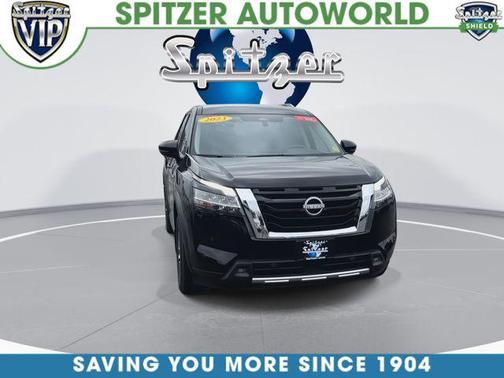 Super Black 2023 Nissan Pathfinder SL 4WD