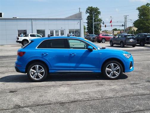 2022 Audi Q3 45 S line Premium Plus
