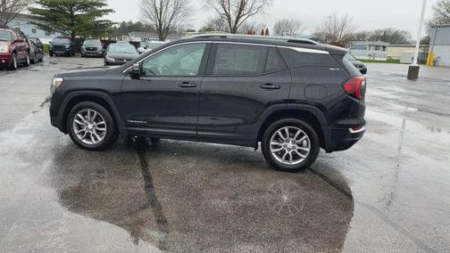 Ebony Twilight Metallic 2024 GMC Terrain SLT