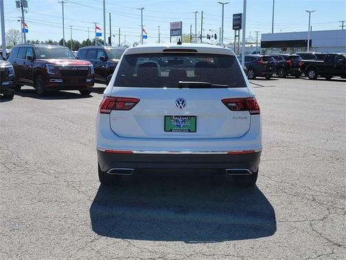 2021 Volkswagen Tiguan 2.0T SE