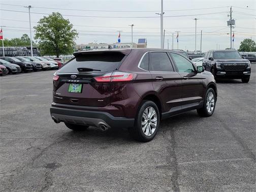 2024 Ford Edge Titanium