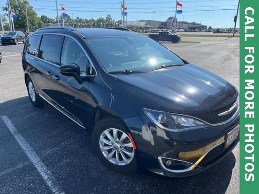 2019 Chrysler Pacifica Touring L