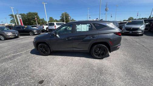 Dark Gray Metallic 2024 Hyundai TUCSON SE