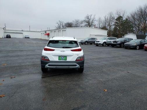 2022 Hyundai KONA Essential AWD