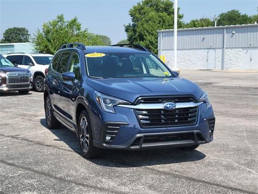 2023 Subaru Ascent Limited 8-Passenger