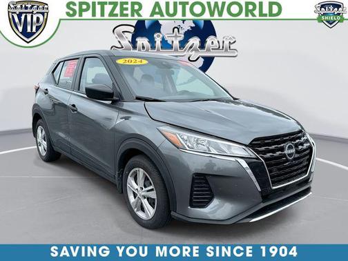 Gun Metallic 2024 Nissan Kicks S