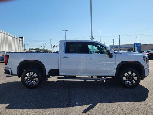 2026 GMC Sierra 3500 Denali