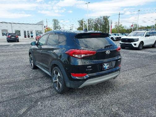 Black Noir Pearl 2018 Hyundai TUCSON Limited