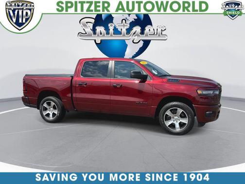 Delmonico Red Pearlcoat 2025 RAM 1500 Tradesman