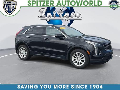 Stellar Black Metallic 2019 Cadillac XT4 Luxury