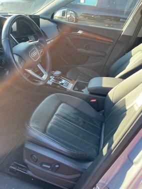 2023 Audi Q5 45 S line Premium Plus