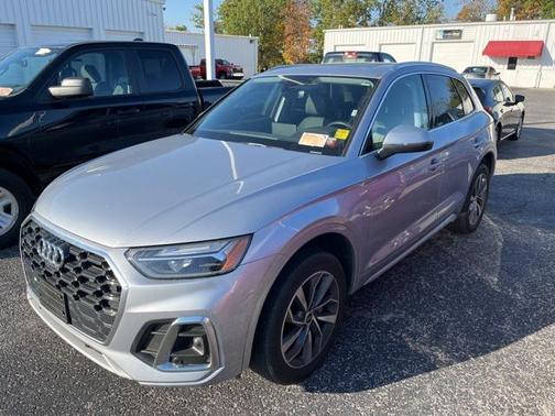 2023 Audi Q5 45 S line Premium Plus