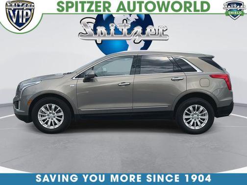 Bronze Dune Metallic 2019 Cadillac XT5 Base