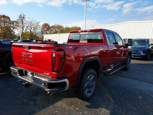 2026 GMC Sierra 2500 SLT
