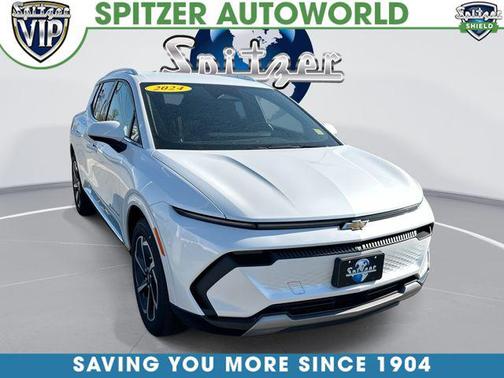 Iridescent Pearl Tricoat 2024 Chevrolet Equinox EV 2LT