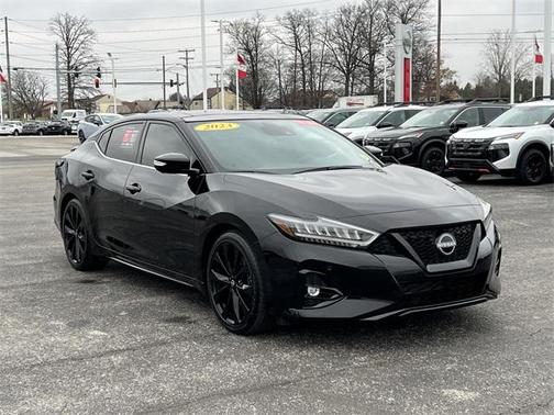 Super Black 2023 Nissan Maxima SR Xtronic CVT