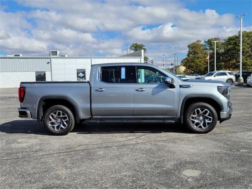 2024 GMC Sierra 1500 SLE