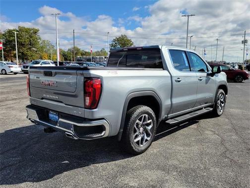 2024 GMC Sierra 1500 SLE