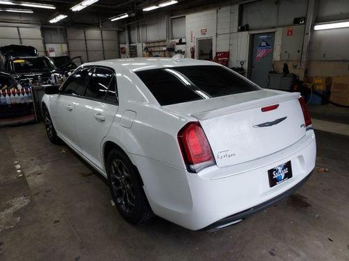 2017 Chrysler 300 S