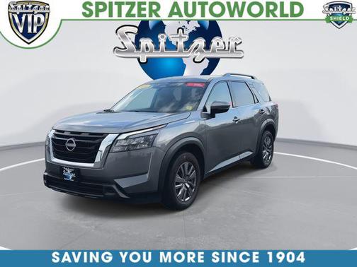 Gun Metallic 2024 Nissan Pathfinder SV 4WD