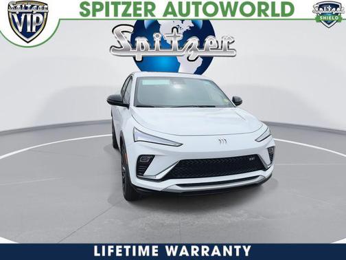 Summit White 2026 Buick Envista Sport Touring FWD