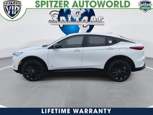 Summit White 2026 Buick Envista Sport Touring FWD