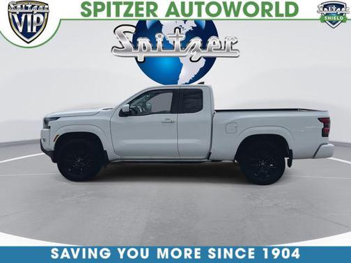 Glacier White 2024 Nissan Frontier SV