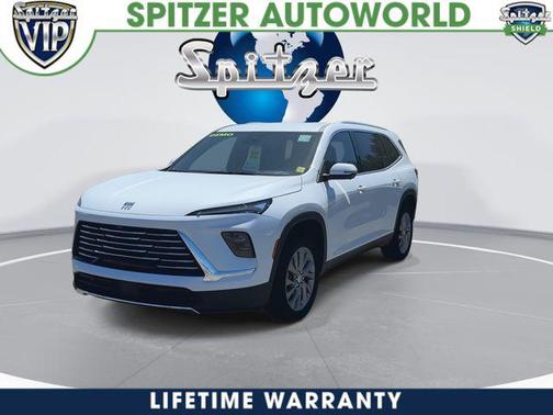 iridescent white tricoat 2026 Buick Enclave Preferred