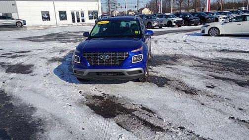 2024 Hyundai VENUE Limited