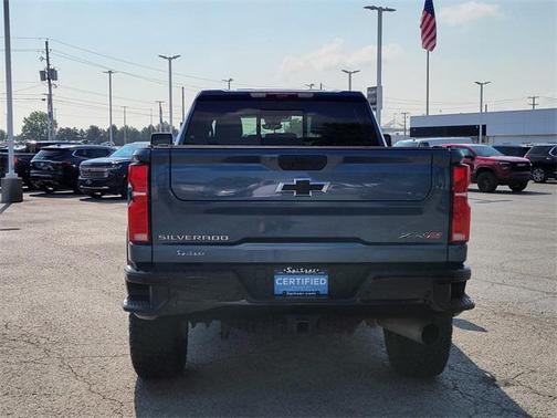 2024 Chevrolet Silverado 2500 4WD Crew Cab Standard Bed ZR2