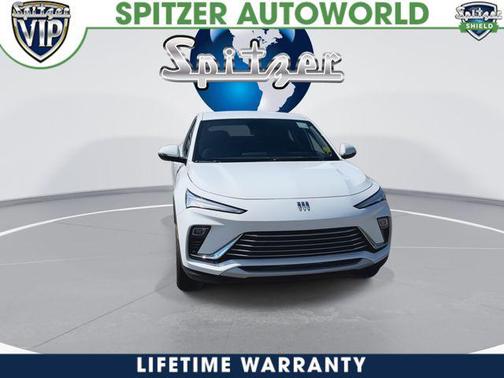 Summit White 2026 Buick Envista Preferred FWD