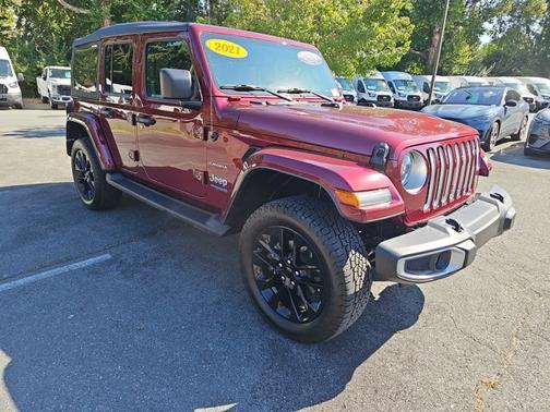 2021 Jeep Wrangler Unlimited SAHARA