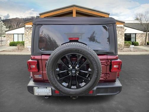 2021 Jeep Wrangler Unlimited SAHARA