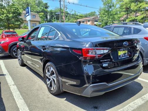 2022 Subaru Legacy Base