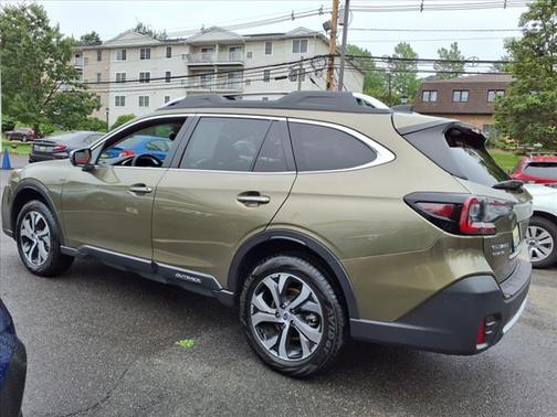 2022 Subaru Outback Touring XT