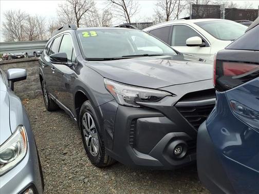 2023 Subaru Outback Premium