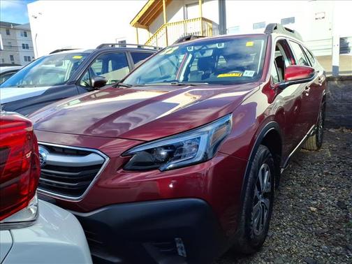 2022 Subaru Outback Premium