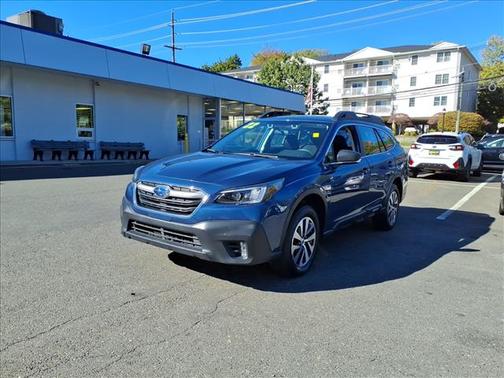 2022 Subaru Outback Base